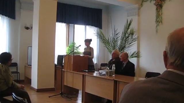 9. И.Мирончик читает стихи Е.Лаврентьевой.avi смотреть онлайн