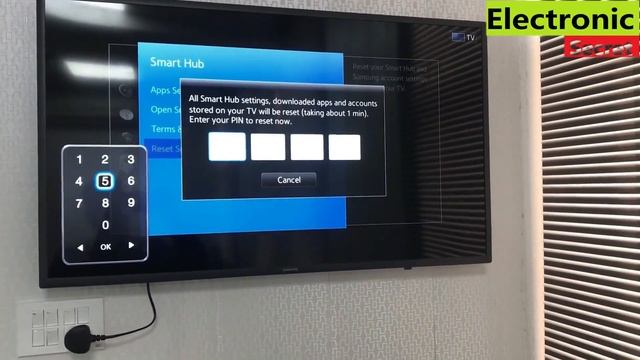 HOW TO DOWNLOAD APPS ON SMART HUB SAMSUNG TV смотреть онлайн
