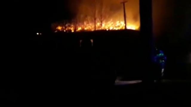 Пожар на территории бывшего завода МКК. 25.12.2016. смотреть онлайн