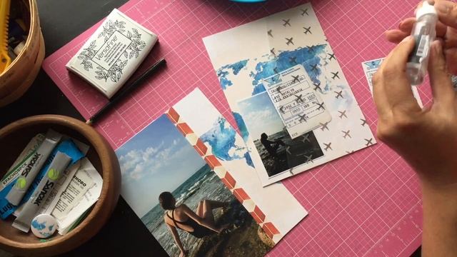 Скрапбукинг. Меморабилия и прозрачные элементы. Мини-альбом