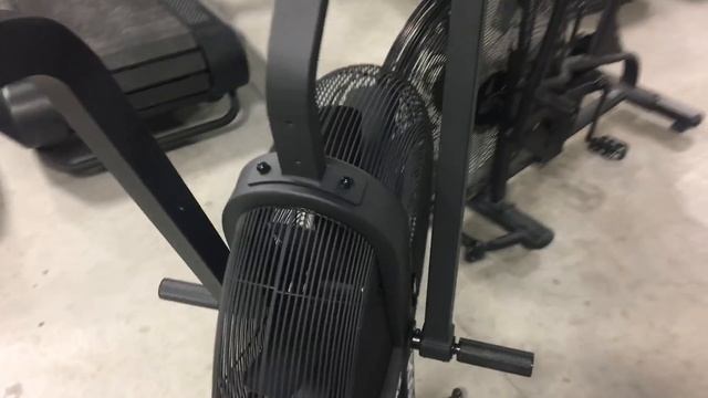 Rogue Fitness Echo Bike Review смотреть онлайн