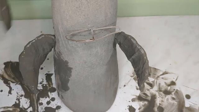 САДОВЫЕ ФИГУРЫ своими руками/ Поделки для сада и дачи/ Декор клумбы ПИНГВИН из ЦЕМЕНТА смотреть онлайн
