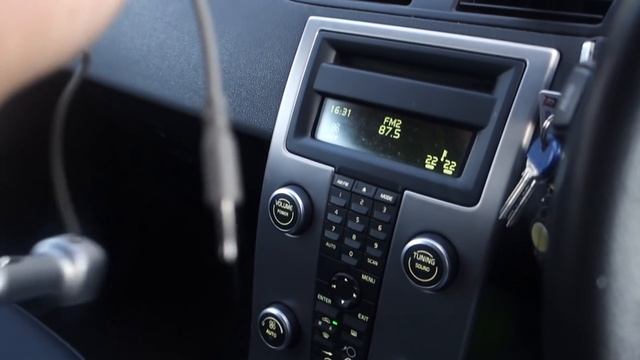 The iFun4U Bluetooth FM Transmitter Car Charger (Model: BT719) with Dual USB and Remote Control смотреть онлайн