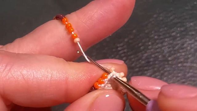 Новогодний шарик - часть1. Набор петель, начало вязания, прибавки смотреть онлайн