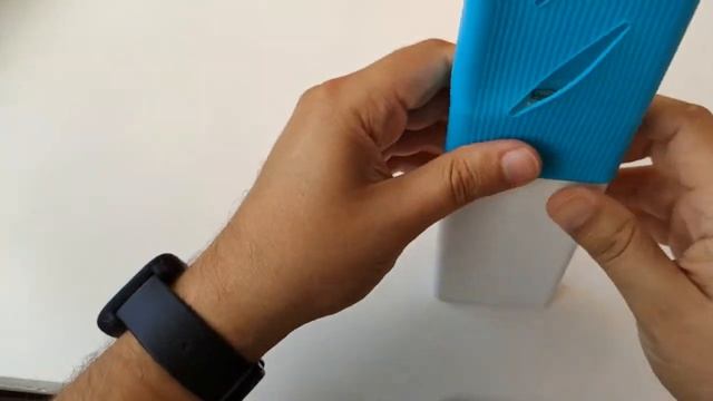 Обзор powerbank от Xiaomi на 20000 мАч Повербанк Mi 2C смотреть онлайн