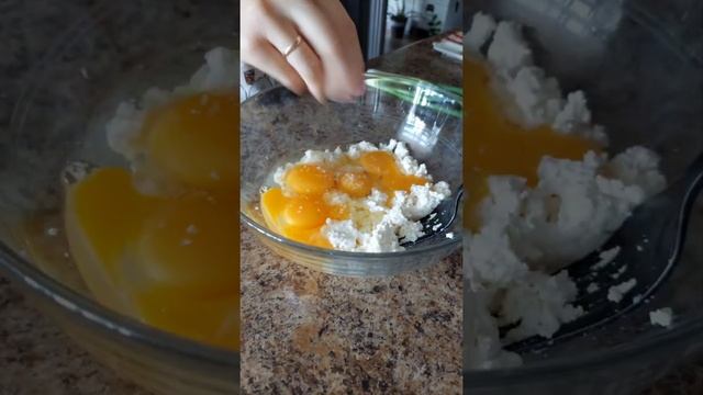 Омлет с творогом / Творожный завтрак / Творожный омлет смотреть онлайн