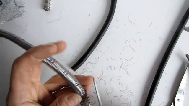 секрет ГИБКИХ ШЛАНГОВ с оплеткой из нержавейки для смесителей проволоку достать и применить смотреть онлайн