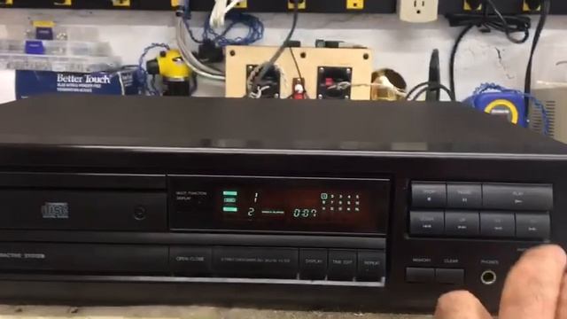 Onkyo DX-700 Cd Player смотреть онлайн