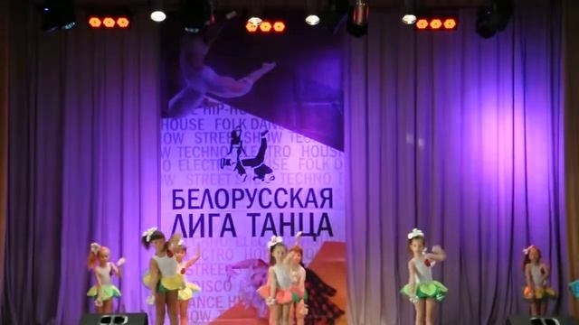 Цветочки. Постановка - А.А. Буяльская. Центр современной хореографии SMART DANCE смотреть онлайн