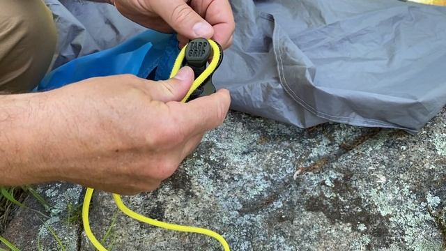 Tarp Grip. Уникальная клипса использующая законы физики для фиксации и натяжки тентов. смотреть онлайн
