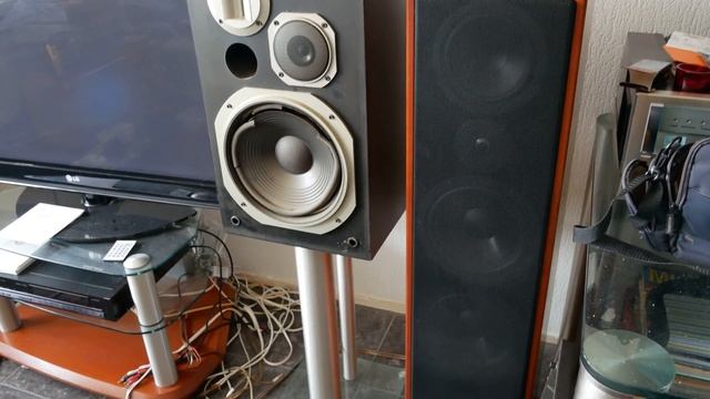 Luxman m-383/c-383 small sound test - Robert Cray Band (flac) смотреть онлайн