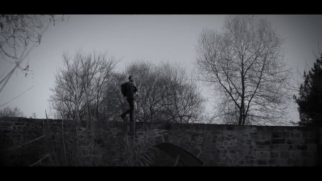 Tan Taşçı - Yalan (Akustik - Resmi Video Klip)
