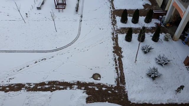 Принято считать что зима длится 3 месяца. А в Сукко можно переименовать в зиму Февраль. смотреть онлайн