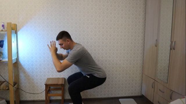 Как Приседать Чтобы НАКАЧАТЬ ЯГОДИЦЫ? | Правильные приседания смотреть онлайн