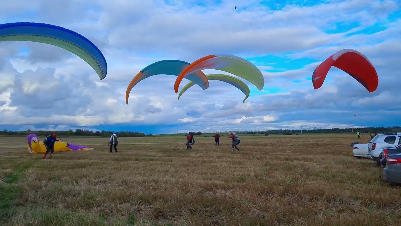 Во время Чемпионата России по СЛА, параплан - полёт на точность скучно не бывает и на земле тоже ))) смотреть онлайн