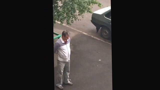 Белку поймал смотреть онлайн