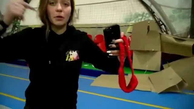 Мля Кошка ? БЕРЕМЕННА?Принимаем роды у кошки! смотреть онлайн