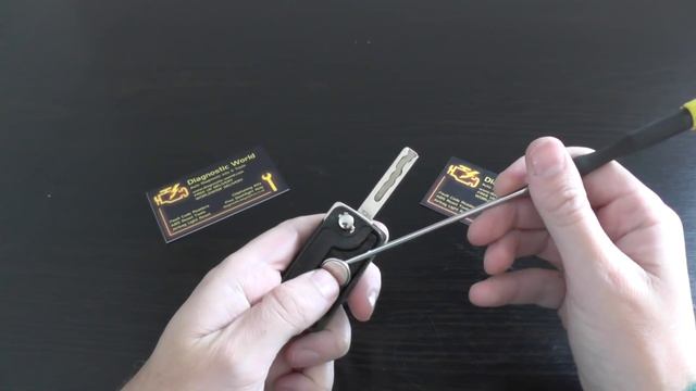 Key Fob Battery Replacement Peugeot 308 208 408 & more смотреть онлайн