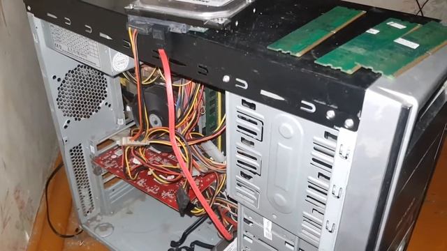 не удачный ремонт.видео карта GTS250 АРТИФАКТЫ ПРОГРЕВ смотреть онлайн