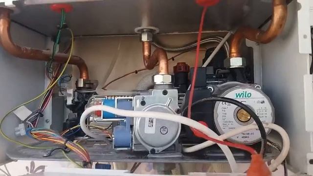 BOSCH 6000 Почему котел не греет горячую воду ? а на отопление работает