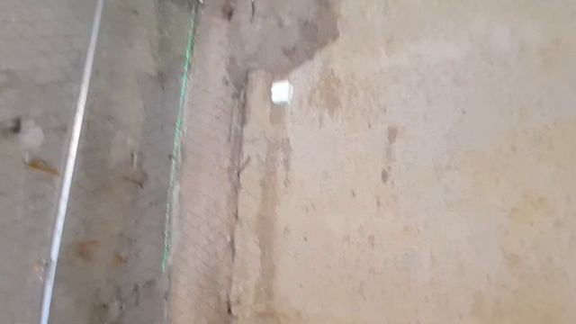 Установка штукатурных маяков при помощи пенопластовых столбиков. смотреть онлайн