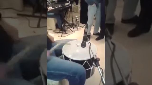 Супер современный барабанщик смотреть онлайн