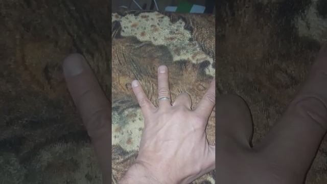 Слабо поднять безымянный палец. смотреть онлайн
