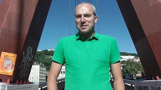 На мосту в Лионе смотреть онлайн