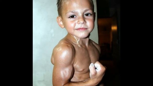 самый сильный мальчик в мире!7лет***** смотреть онлайн