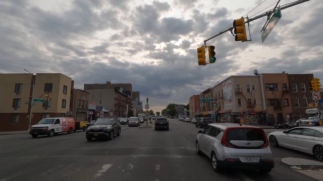 Driving From JFK Airport To Manhattan Via Brooklyn