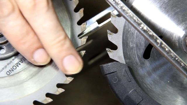 Циркулярная аккумуляторная мини пила с АлиЭкспресс, 125 мм смотреть онлайн