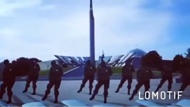 ОМОН танцует в поддержку Лукашенко смотреть онлайн