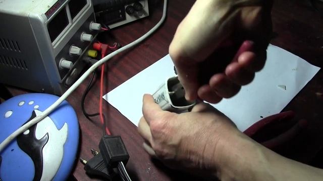 Не спеши выбрасывать фонарик смотреть онлайн