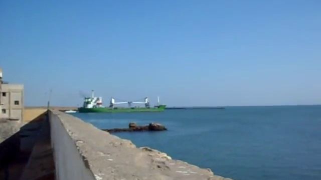 End of the Suez Canal, Port Taufiq - Gulf of Suez смотреть онлайн