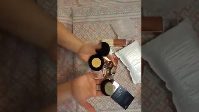 ALIEXPRESS Кушон и Мисс Ша. Распаковка, заказ косметики с aliexpress. смотреть онлайн