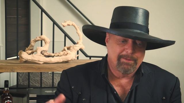 Hell Yeah (Story Behind The Song) | Montgomery Gentry: 20 Years of Hits смотреть онлайн