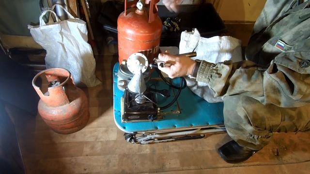 Подготовка к ЗИМНЕЙ РЫБАЛКЕ с ночёвкой смотреть онлайн