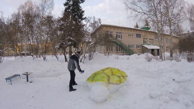 Черепаха на площадке. Красим. Ч.3 смотреть онлайн