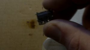 Как очистить от припоя контакты разъема или микросхемы.