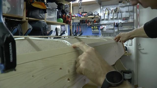 How to DIY strip building a Kayak without staple holes, better finish but time consuming #107 смотреть онлайн
