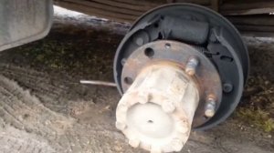 Замена шпильки задней ступицы - Газель.