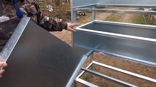 Брудер для цыплят своими руками.(чертежи размеры)