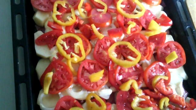 МЯСО С КАРТОШКОЙ В ДУХОВКЕ смотреть онлайн