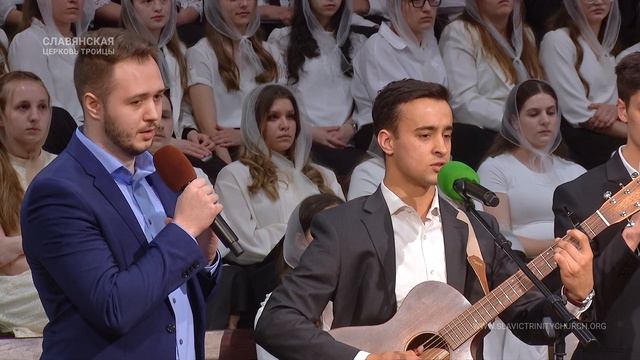 "Бегут мои года, как быстрая вода" - Группoвое пение смотреть онлайн