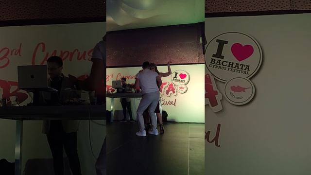 Furioso Violento - ESME Live смотреть онлайн