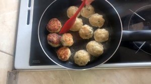 Тефтели с рисом очень вкусные и нежные. Тефтели на пару.