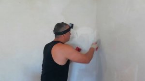 КАК выровнить угол стен с помощью гипсовой штукатурки