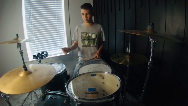 Holy Ground Drum Cover смотреть онлайн