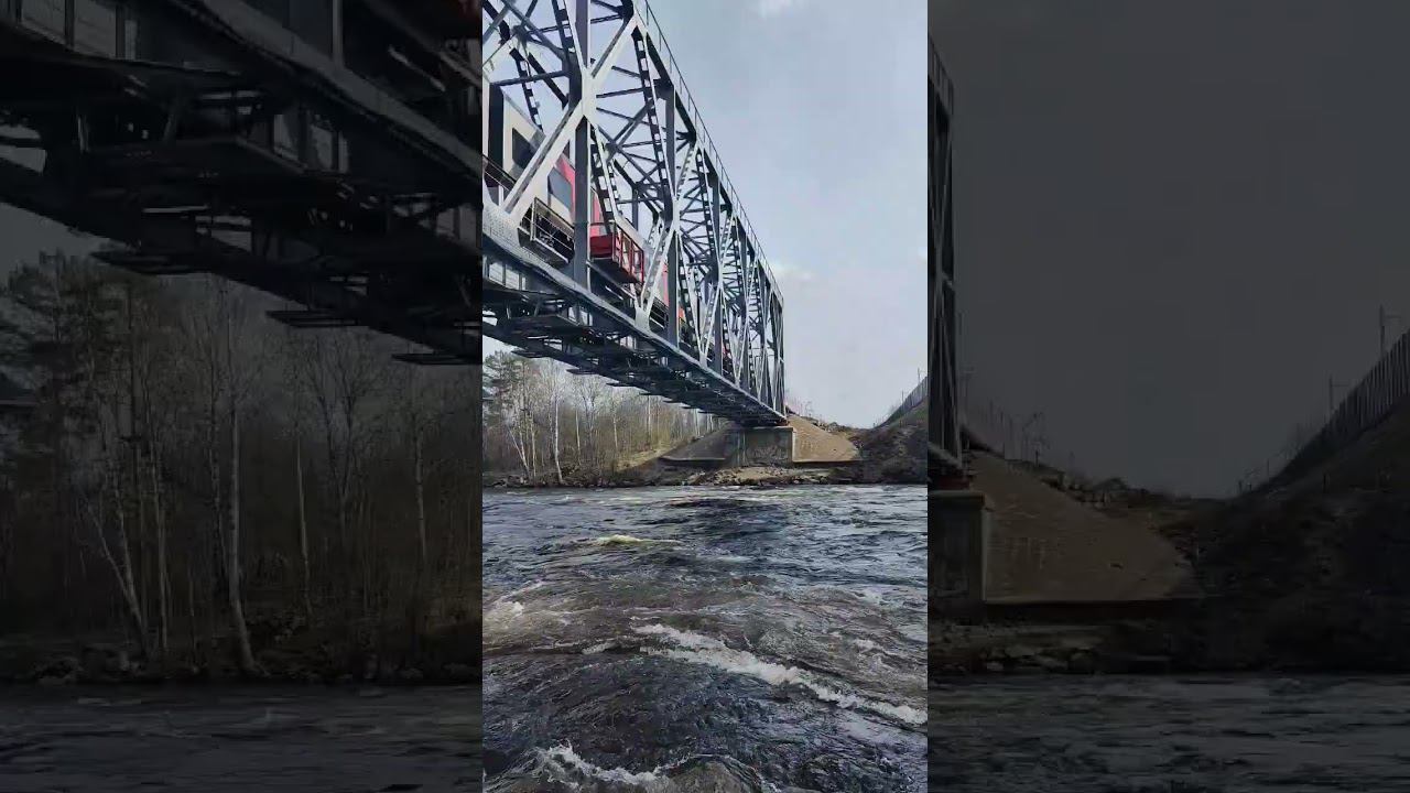 Бурная река Вуокса и железнодорожный мост смотреть онлайн