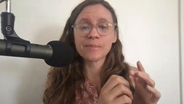 Simple Stories in English: The Girl is Sick смотреть онлайн